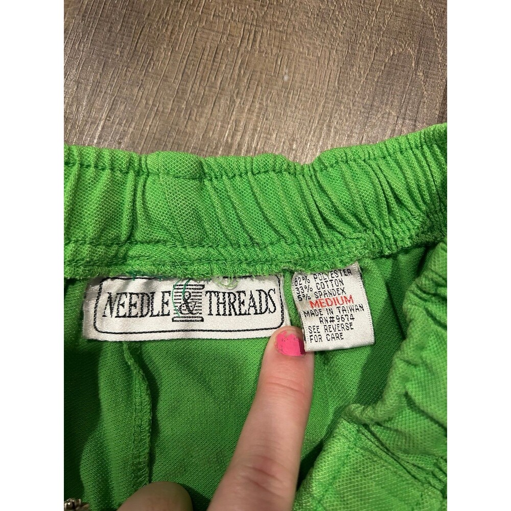 Shorts - Picture 3 of 3